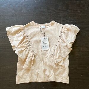 BRAND NEW: Zara Girls Size 7 Cream, studded t-shirt